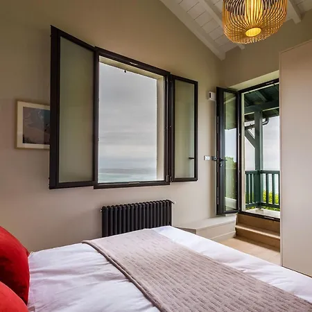 빌라 Indigo Keyweek Seafront With Outdoor Jacuzzi And Garden In *